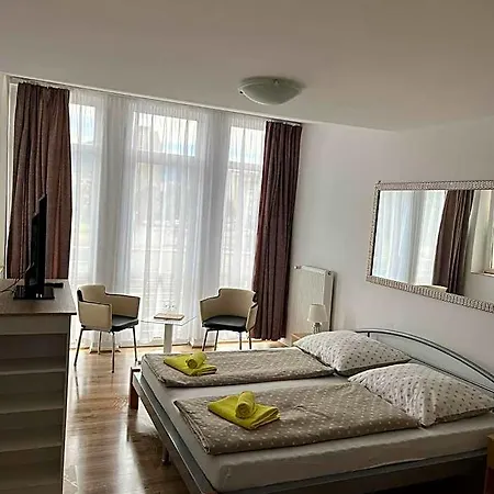 Hotel Palazzo -ubytovanie S Restauraciou
